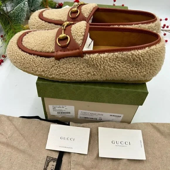 Men’s Gucci Horsebit ivory woolloafers size 9.5 made in Italy.
